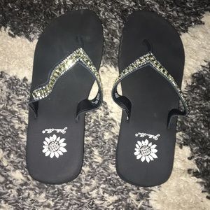 Yellow box sandals